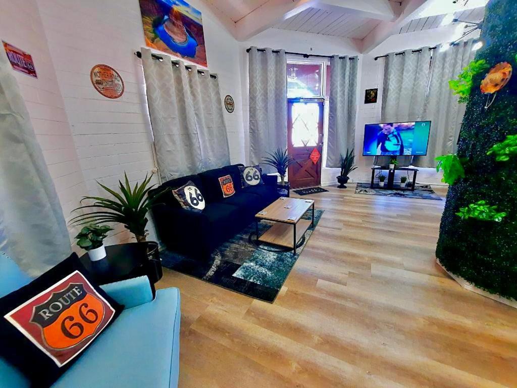 Canyon'S Edge Route 66 Motel แอชฟอร์ค ภายนอก รูปภาพ